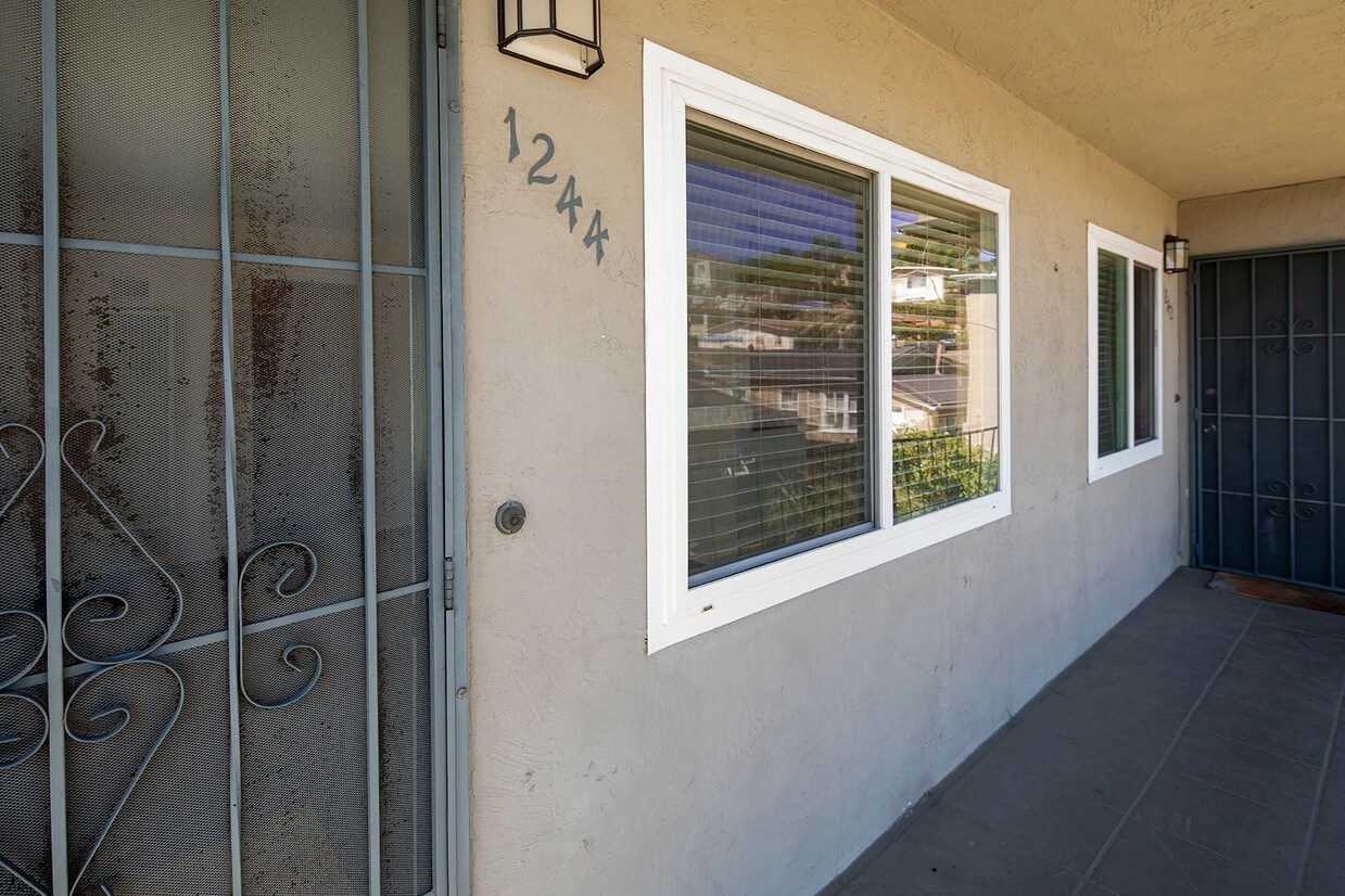 Primary Photo - 1 Bedroom in Mission Valley/Linda Vista! P...