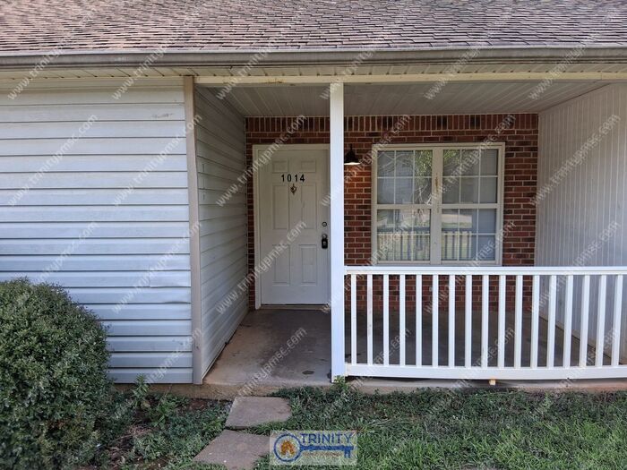 Primary Photo - NEWLY UPDATED!! Ready and waiting for you!