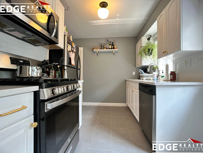 Photo - 114 Foster Terrace Townhome