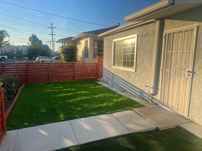 Building Photo - 3608 Collier Ave