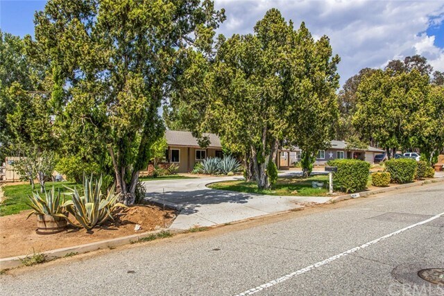 Building Photo - 35536 Wildwood Canyon Rd