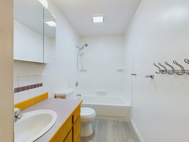 Foto del edificio - 604 2nd St