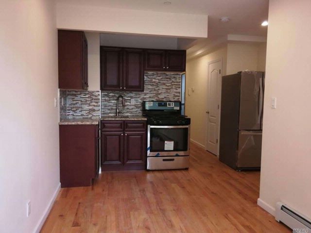 Primary Photo - 132-32 Maple Ave