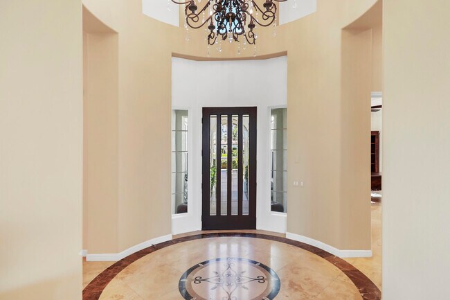 Foto del edificio - 51016 Marbella Ct