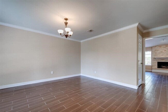 Building Photo - 12010 Mulholland Dr