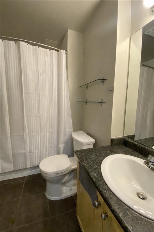 Building Photo - 1 bedroom condo for rent – Vantage Pointe | Beltline – Available April 1