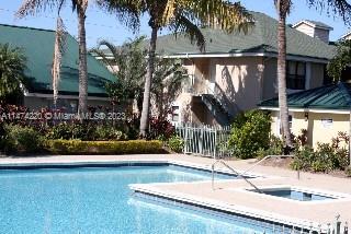 Foto del edificio - 8735 NW 39th St