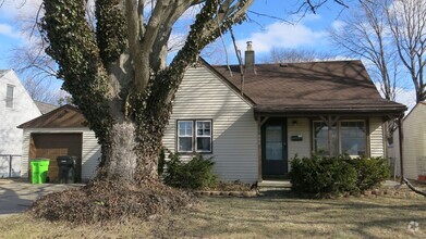 Building Photo - 27840 Blum St