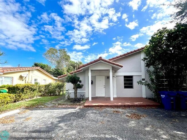 Foto del edificio - 4371 NW 80th Ave