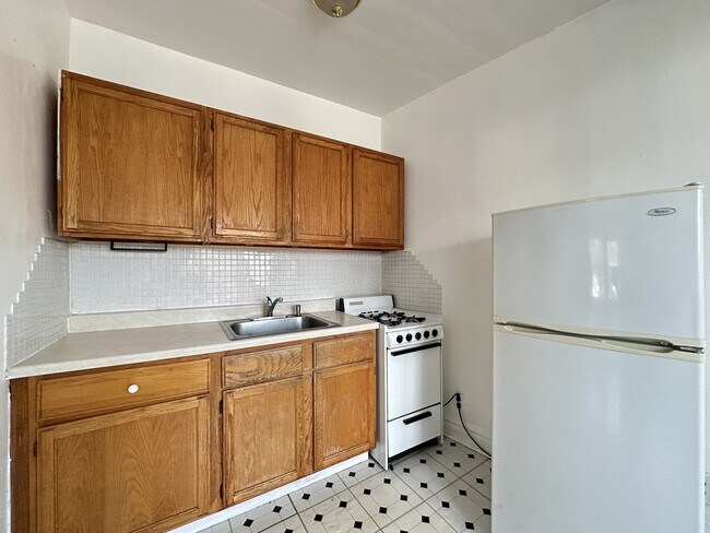 Foto del edificio - 2432 N Linden Pl
