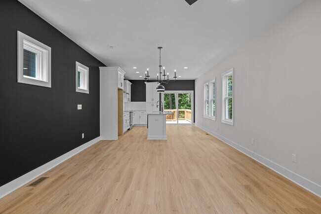 Foto del edificio - Spacious, Modern New Construction, 3 Bed, ...