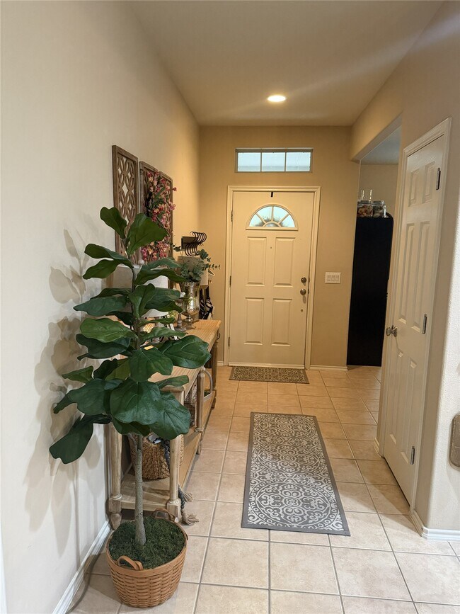 Foto del edificio - 4714 Woodspring Glen Ln