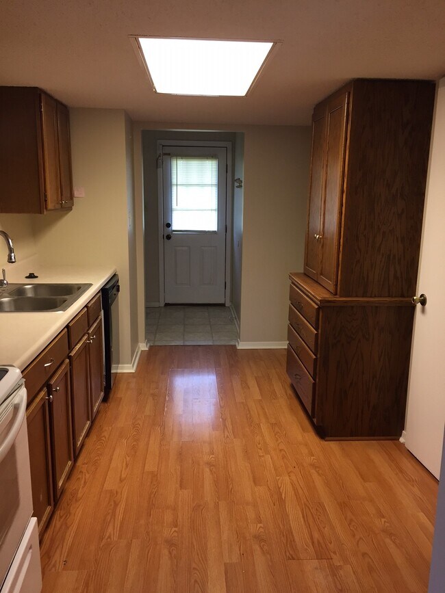 Building Photo - 2335 LA-178