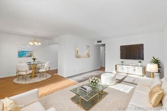 Building Photo - 45 Dorset B