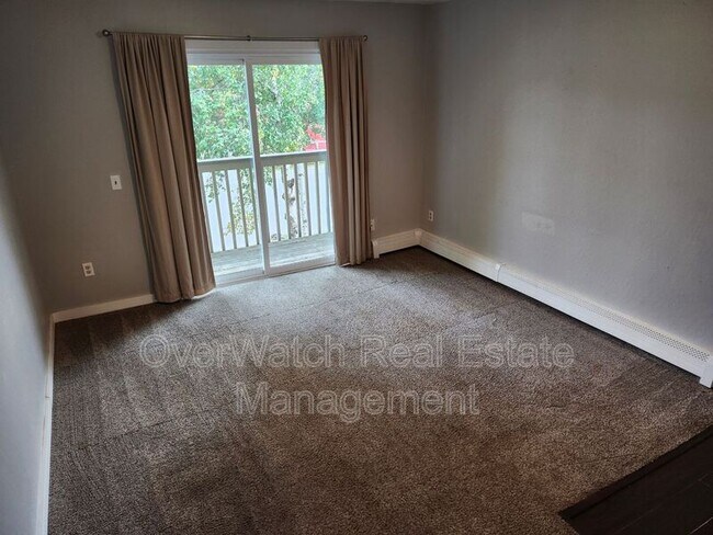 Foto del edificio - 9130 Washburn St