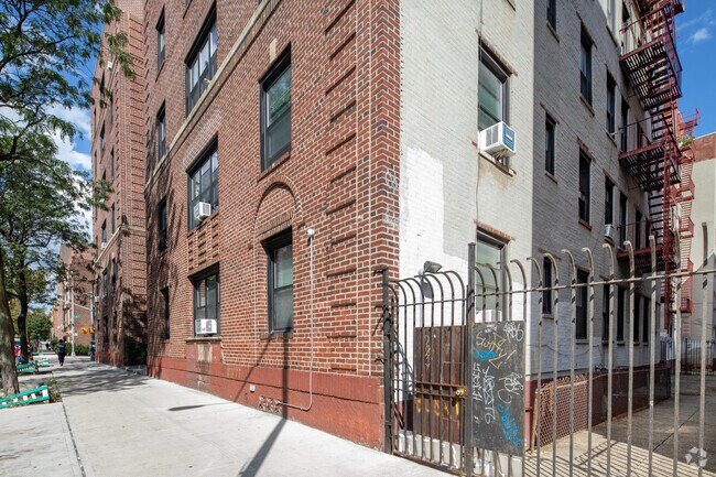 Building Photo - 35-05 94th St