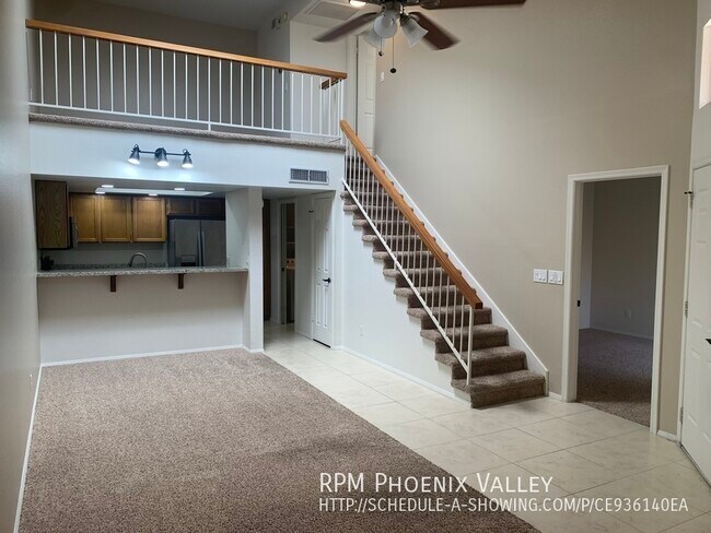 Building Photo - 2 Bed/2 Bath Moon Valley Townhome Granite ...