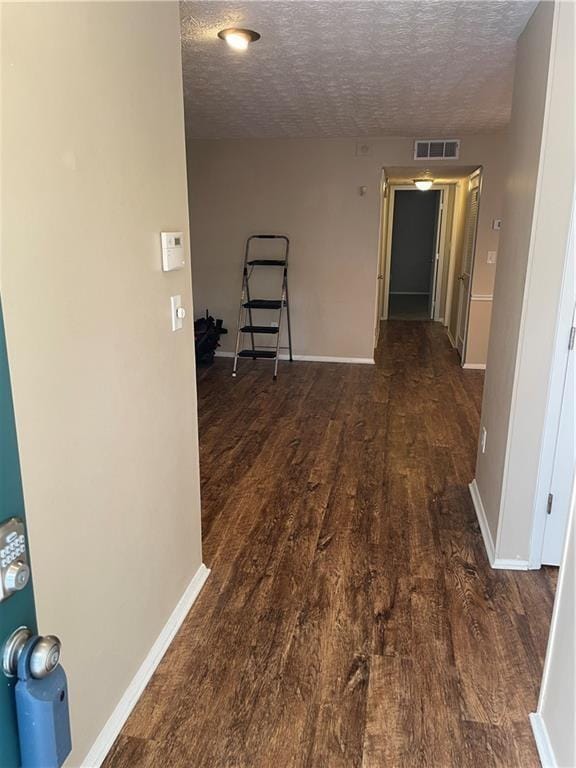 Building Photo - 803 Wynnes Ridge Cir SE