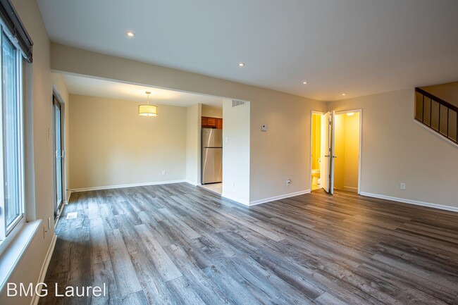 Building Photo - 3 br, 1.5 bath House - 3120 Berry Rd NE