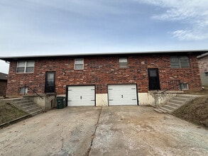 Building Photo - 7310 Hartford Ave