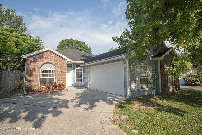 Foto del edificio - 3839 Union Pacific Dr W