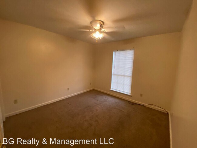 Foto del edificio - 3 br, 1.5 bath House - 100 Canebroke Lane