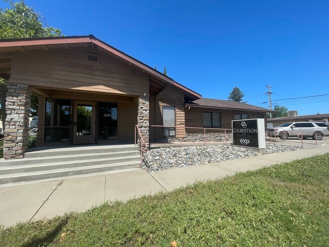 Building Photo - 590 McBean Park Dr