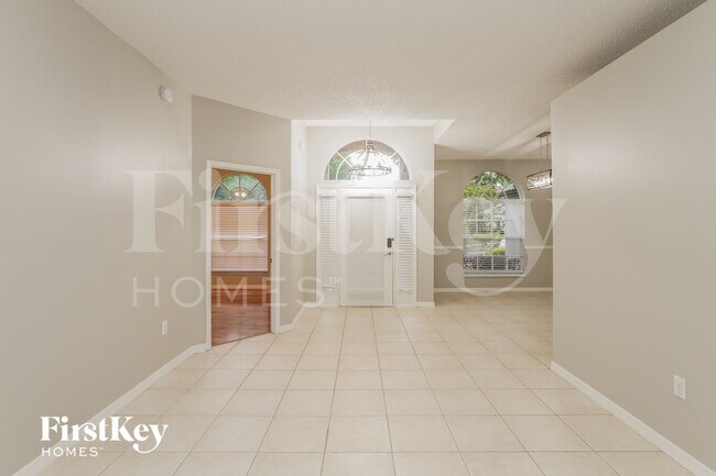 Foto del edificio - 825 High Pointe Cir