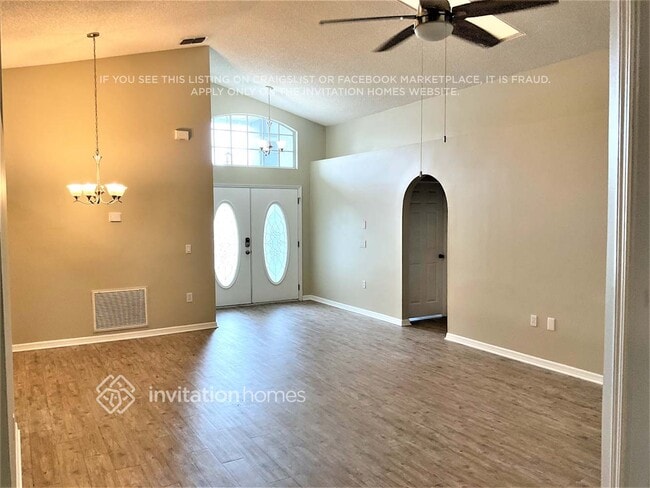 Building Photo - 6711 Fawn Ridge Dr