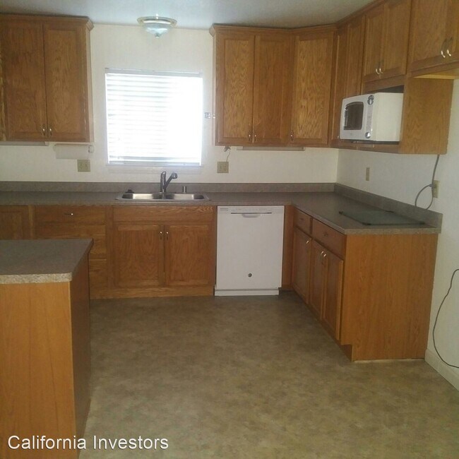Foto del edificio - 3 br, 2 bath House - 11435 Edgewood Road