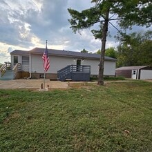 Building Photo - 1303 Millpoint Rd