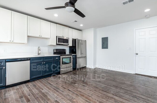 Foto del edificio - 1646 E Baltimore St