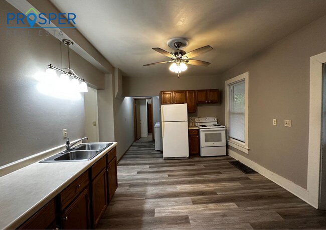 Foto del edificio - 402 5th Ave