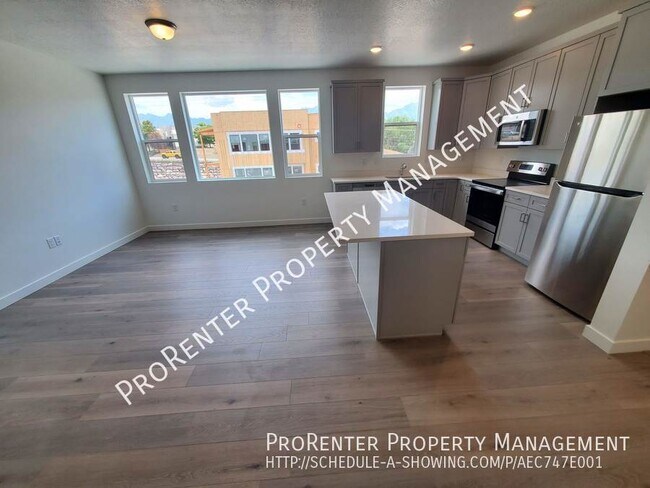 Foto del edificio - Brand New 2 Bed, 2 Bath Condo