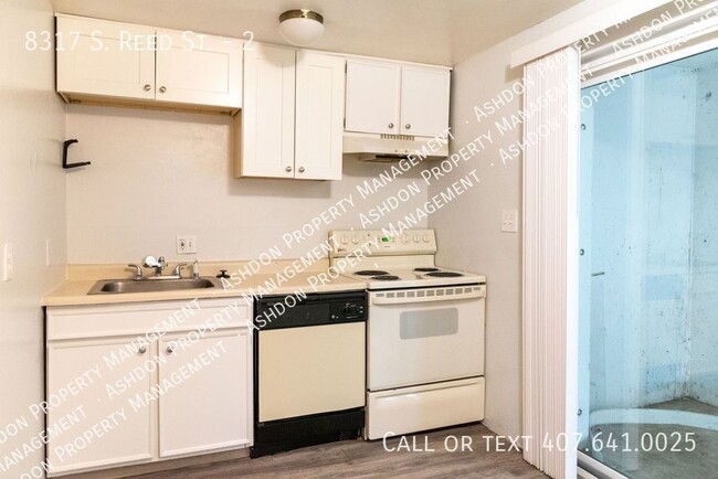 Foto del edificio - 2 Bed 1 Bath in Littleton!