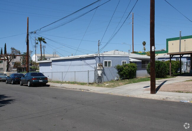 Foto del edificio - 413-421 S Highland Ave