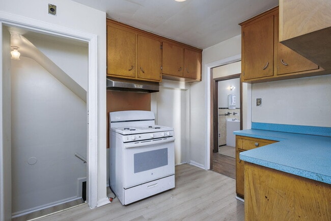 Building Photo - 10929 Worden St