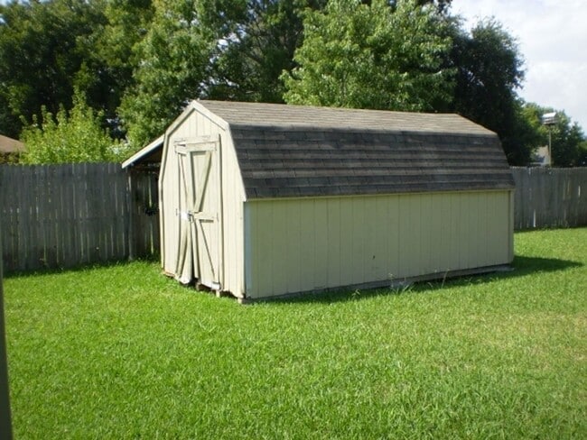 Building Photo - *$500 OFF FIRST MONTH'S RENT*SOUTH BOSSIER...