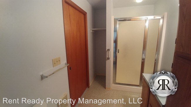 Building Photo - 2 br, 2 bath House - 627 Estee Court