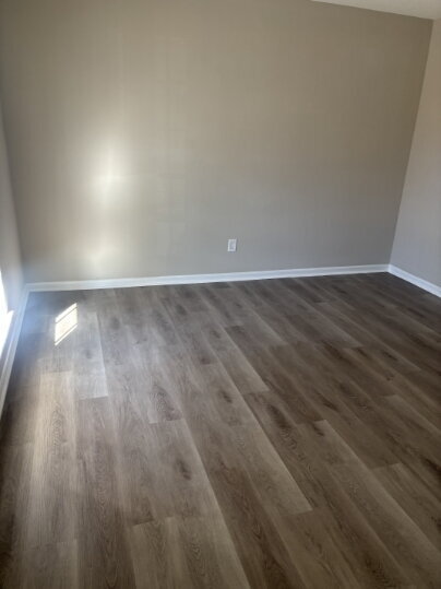 Foto del edificio - 5052 Blacksmith Dr