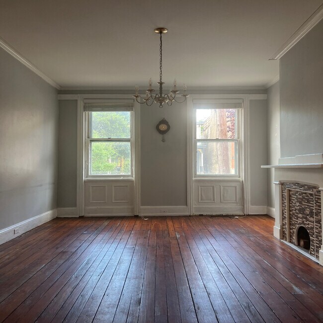 Building Photo - 22 N Preston St