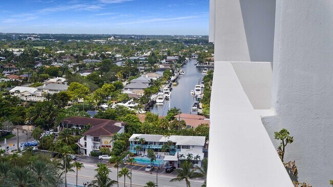 Foto del edificio - 4250 Galt Ocean Dr