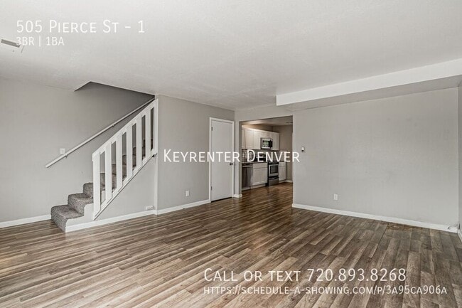Building Photo - Beautiful 3 Bd 1 Ba Townhouse in Erie with...