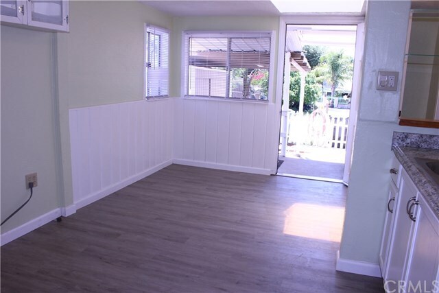 Building Photo - 10240 Irma Ave