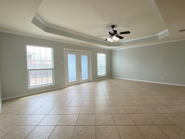 Foto del edificio - BEAUTIFULLLY UPDATED COASTAL HOME!