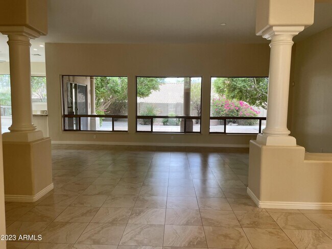 Foto del edificio - 12653 E Laurel Ln