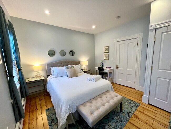 Foto del edificio - 322 Western Ave