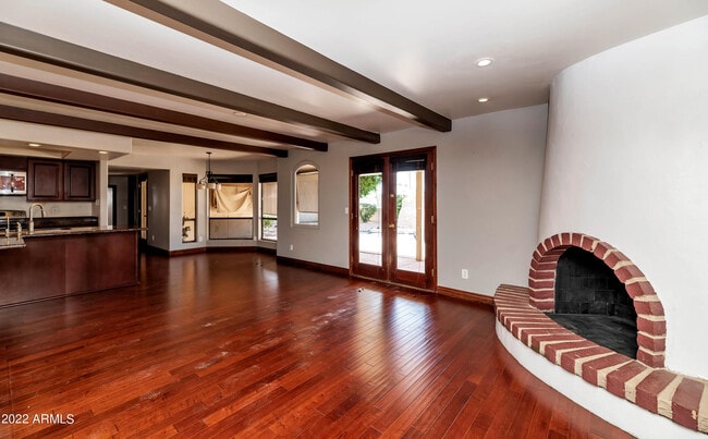 Foto del edificio - 15620 North 8th St