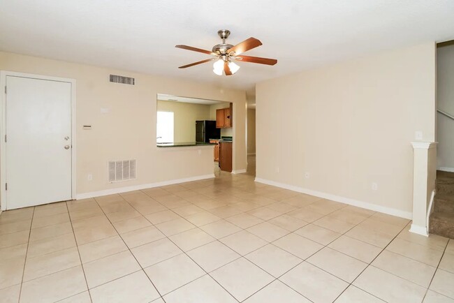 Photo - 9857 Red Clover Ave (Orlando, FL) House
