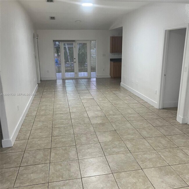 Foto del edificio - 11896 SW 224th St